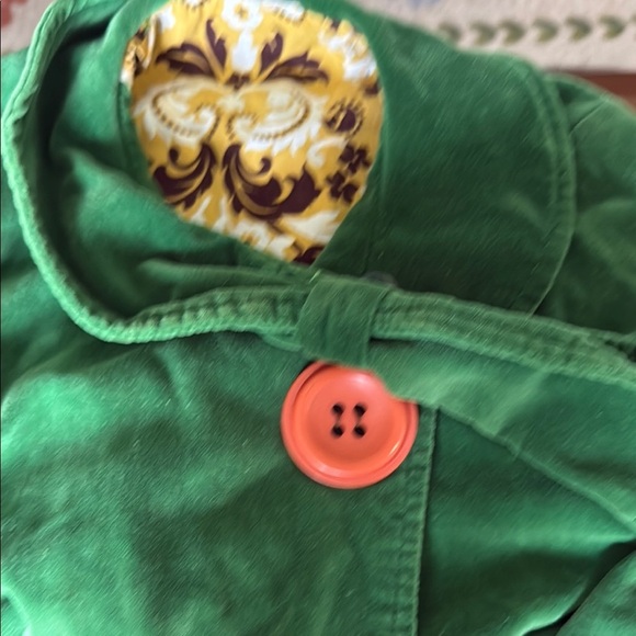 Girls Green Velvet  Jacket with Orange Buttons - Picture 2 of 4